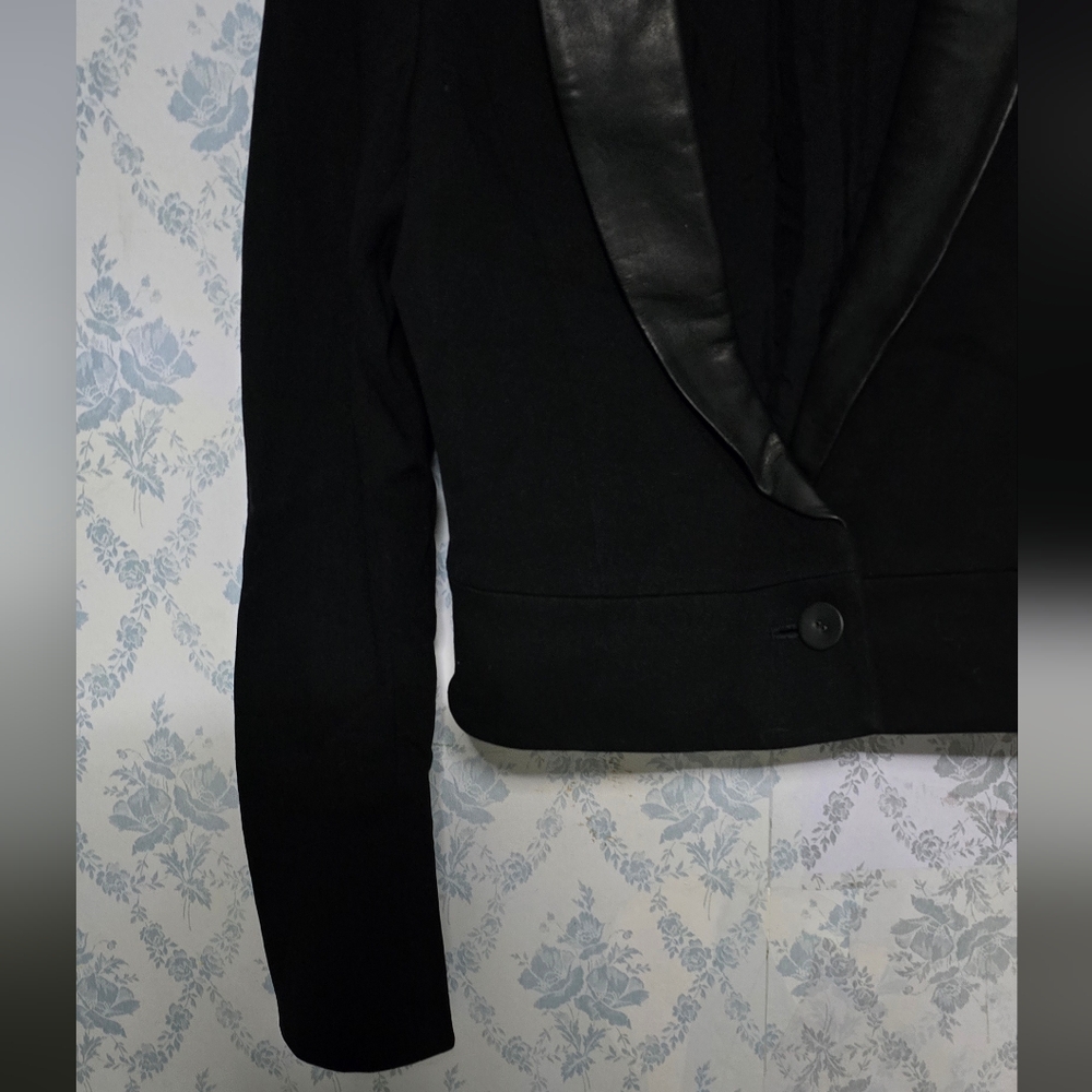 Mackage Cropped Jacket - Picture 4 of 9